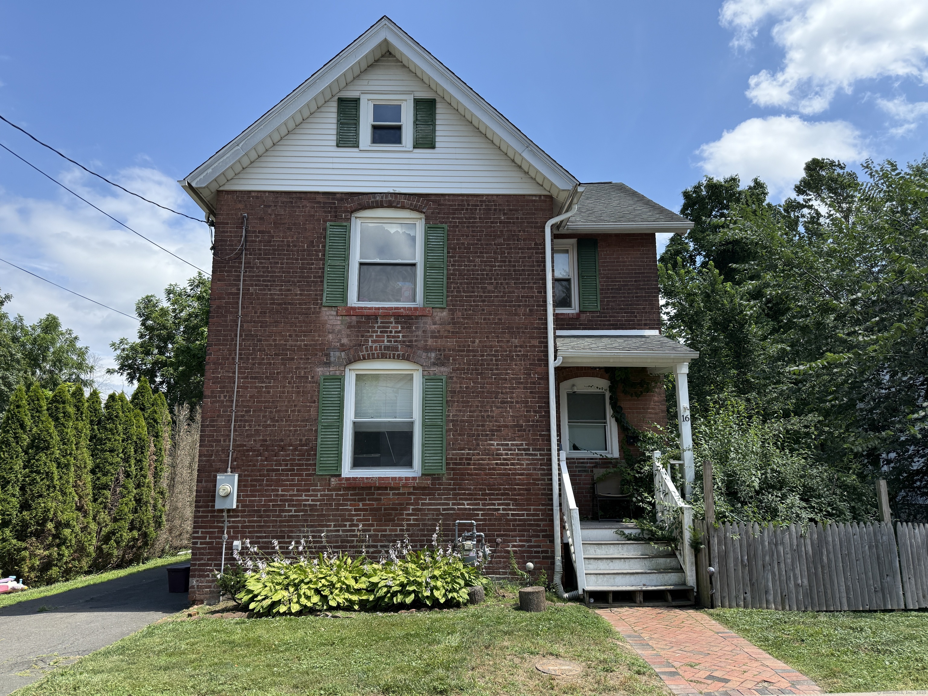 16 Brown Avenue Windsor CT 06095