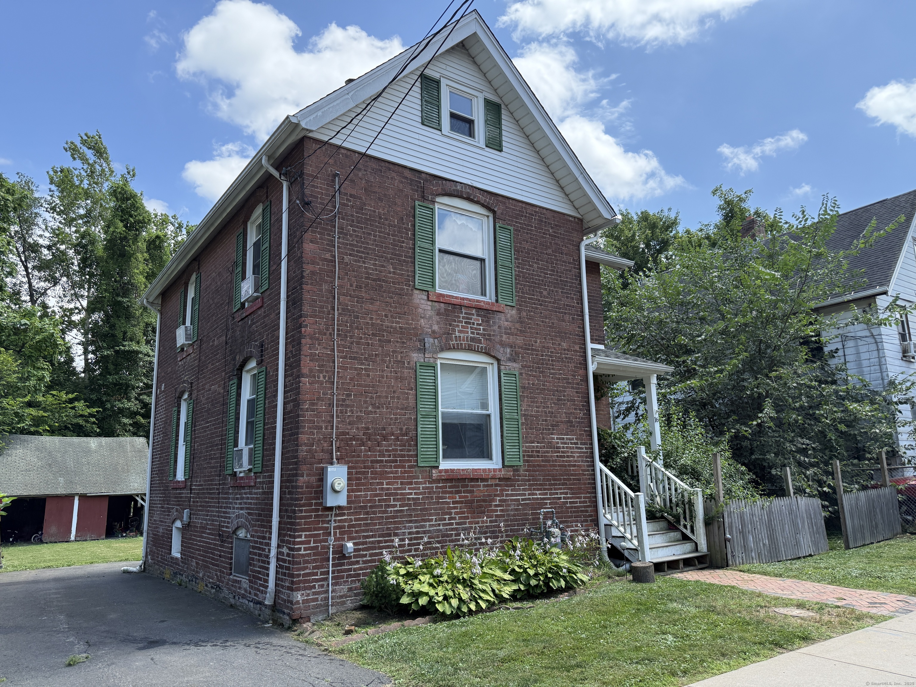 16 Brown Avenue Windsor CT 06095