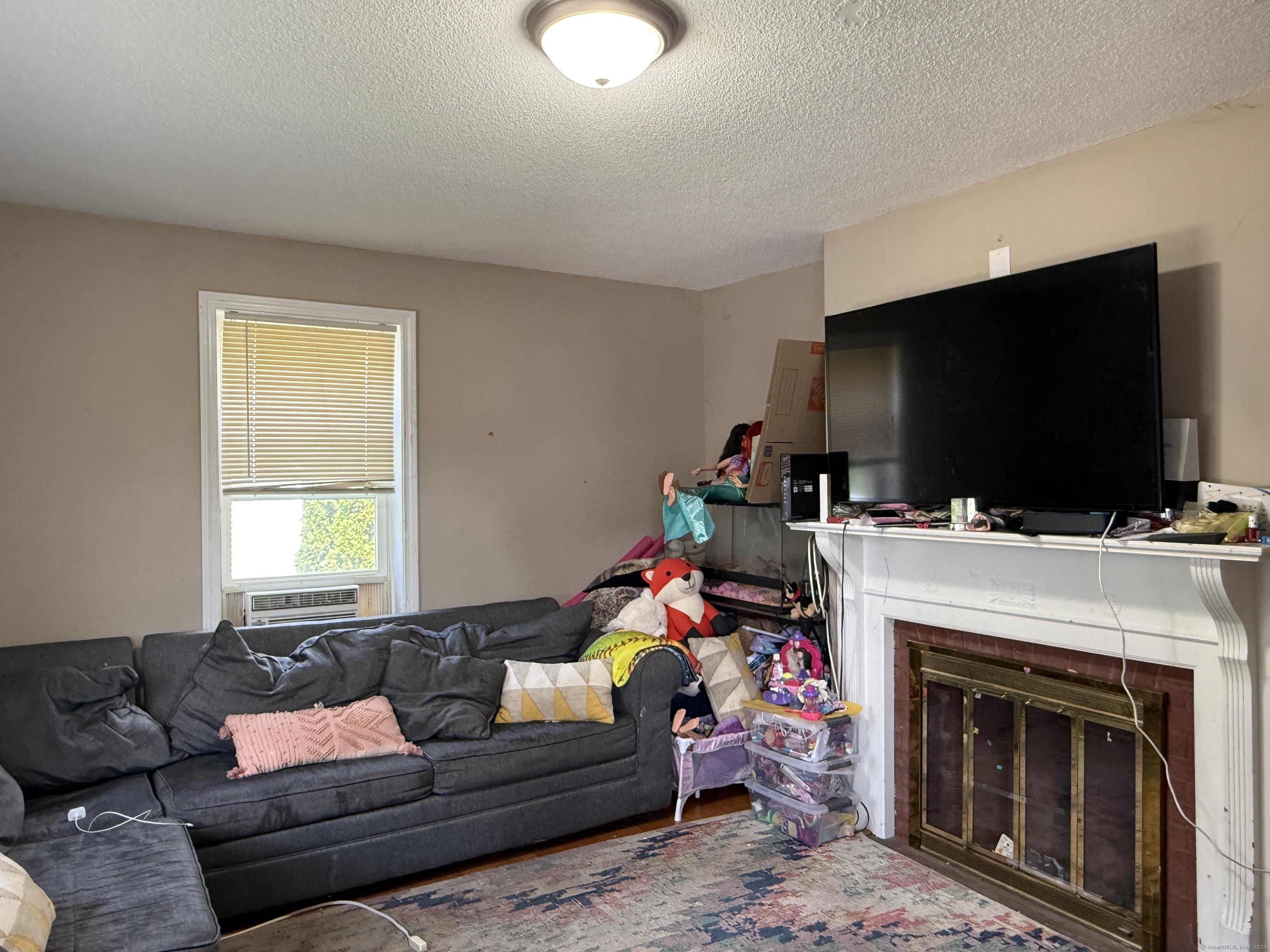 16 Brown Avenue Windsor CT 06095