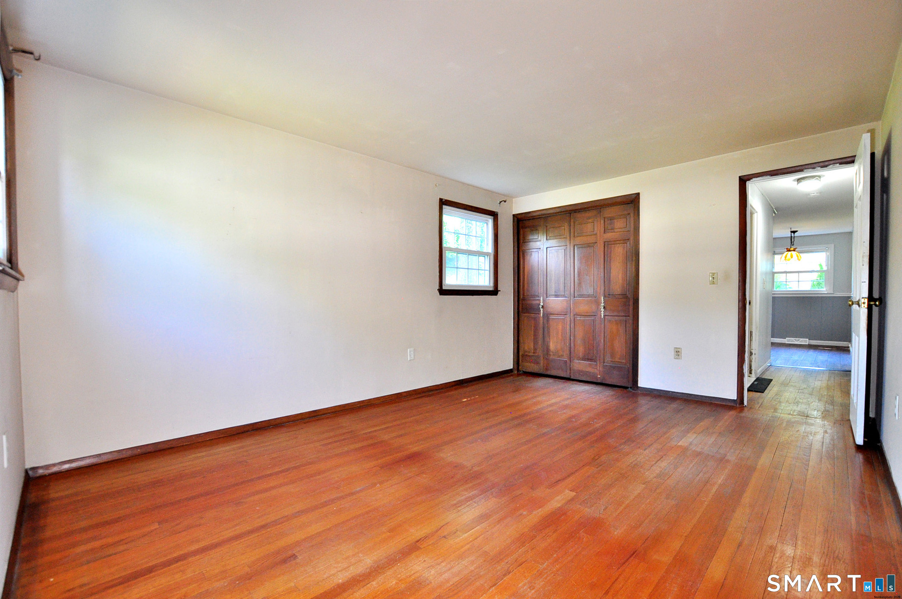 18 Ely Circle Windsor CT 06095