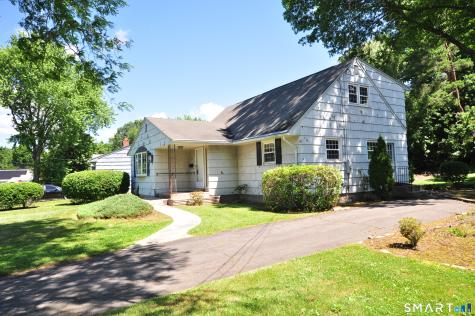 18 Ely Circle Windsor CT 06095