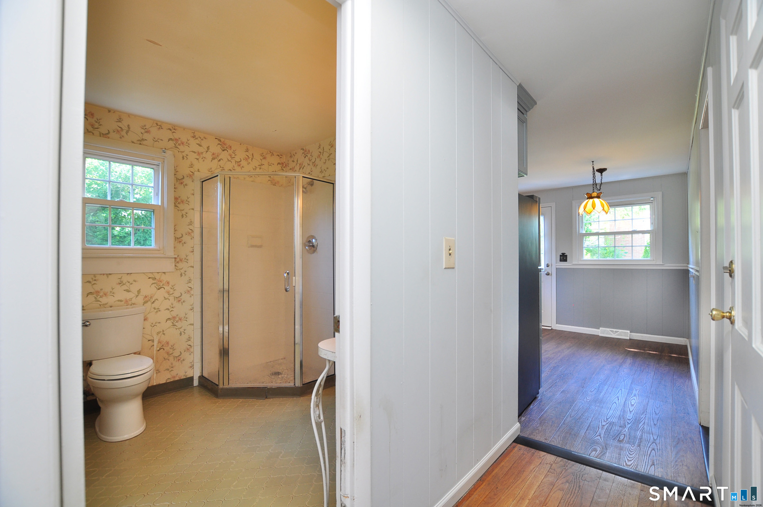 18 Ely Circle Windsor CT 06095