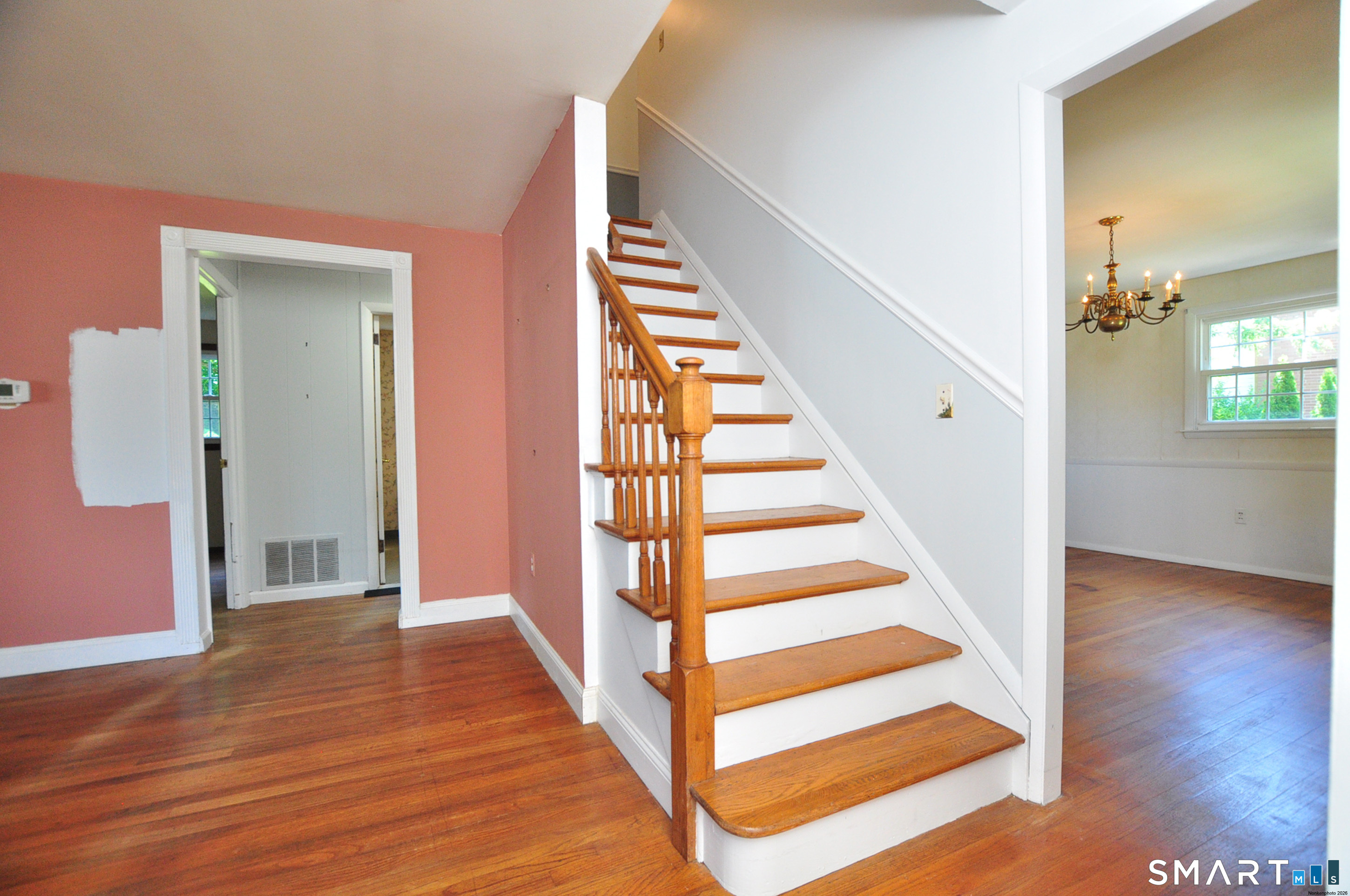 18 Ely Circle Windsor CT 06095