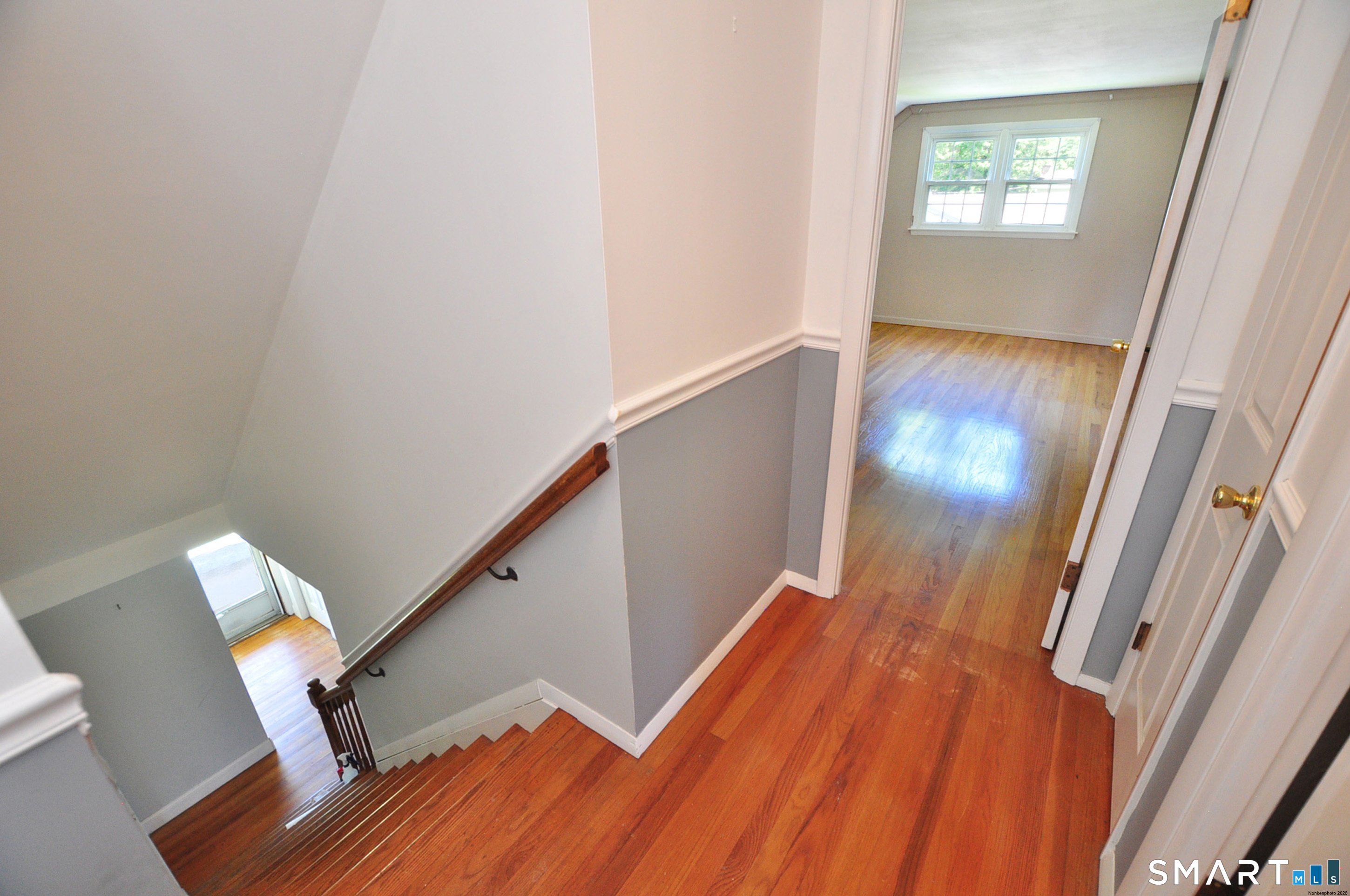 18 Ely Circle Windsor CT 06095