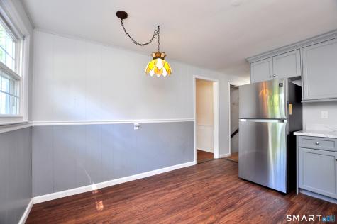 18 Ely Circle Windsor CT 06095