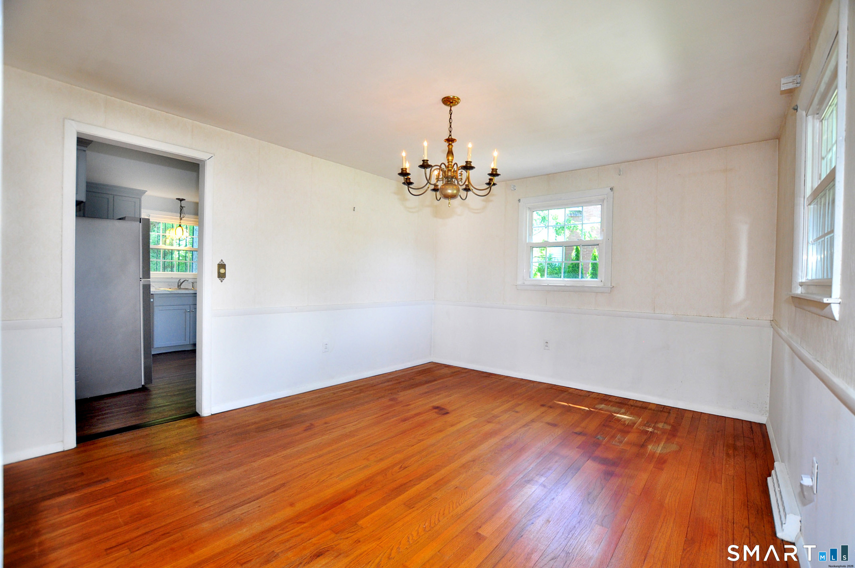 18 Ely Circle Windsor CT 06095