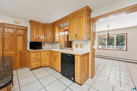 25 Juniper Road Middlebury CT 06762