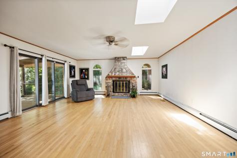 25 Juniper Road Middlebury CT 06762