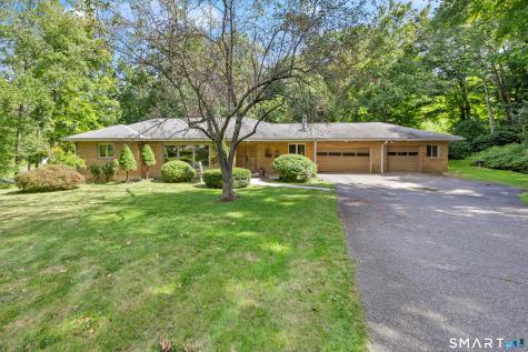 25 Juniper Road Middlebury CT 06762