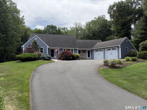 213 Lincoln Drive Glastonbury CT 06033