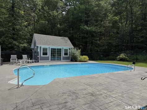 213 Lincoln Drive Glastonbury CT 06033