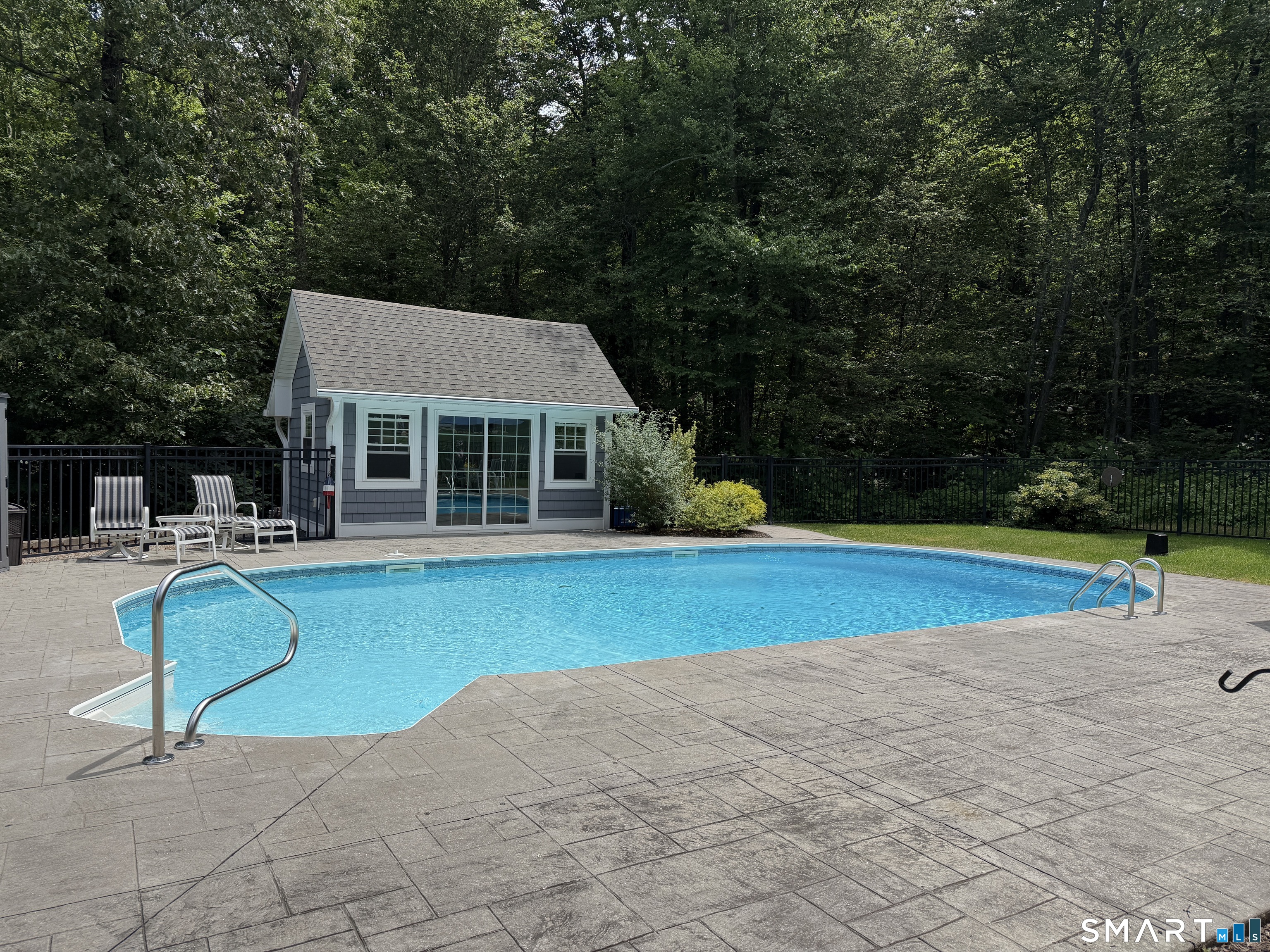 213 Lincoln Drive Glastonbury CT 06033