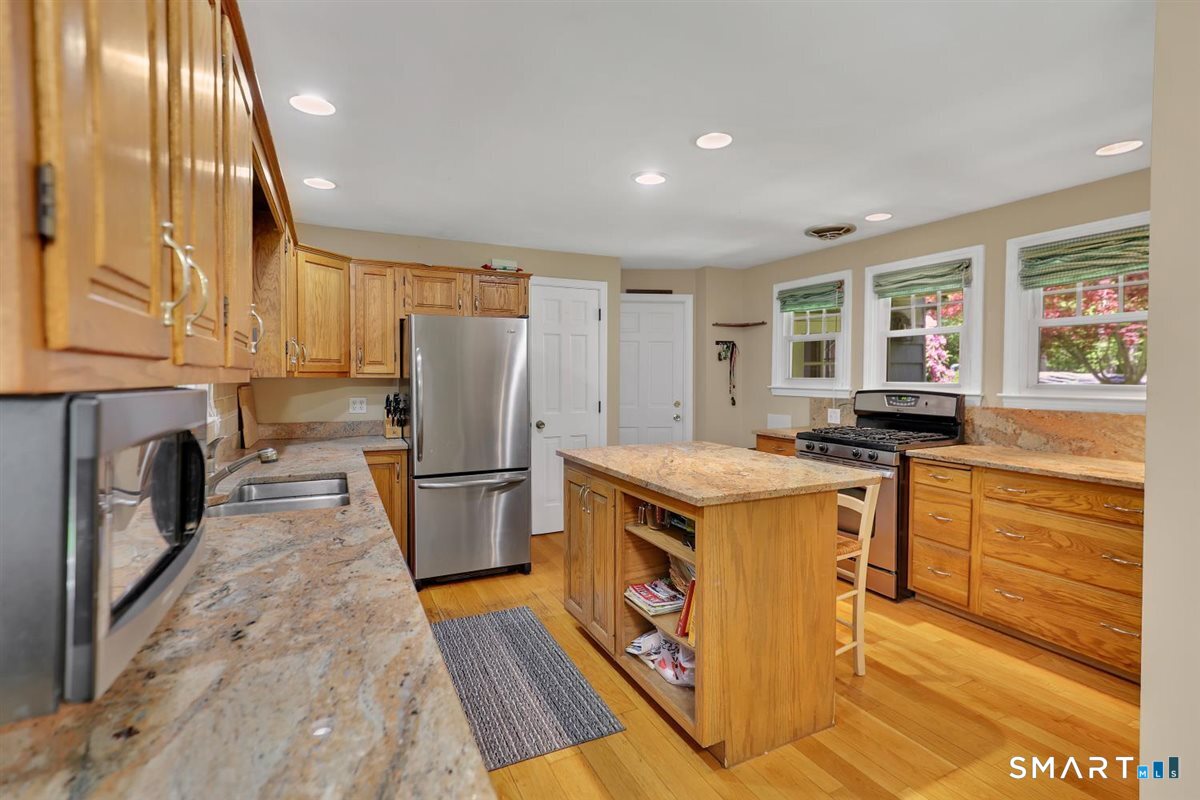 55 Burr Road Haddam CT 06441