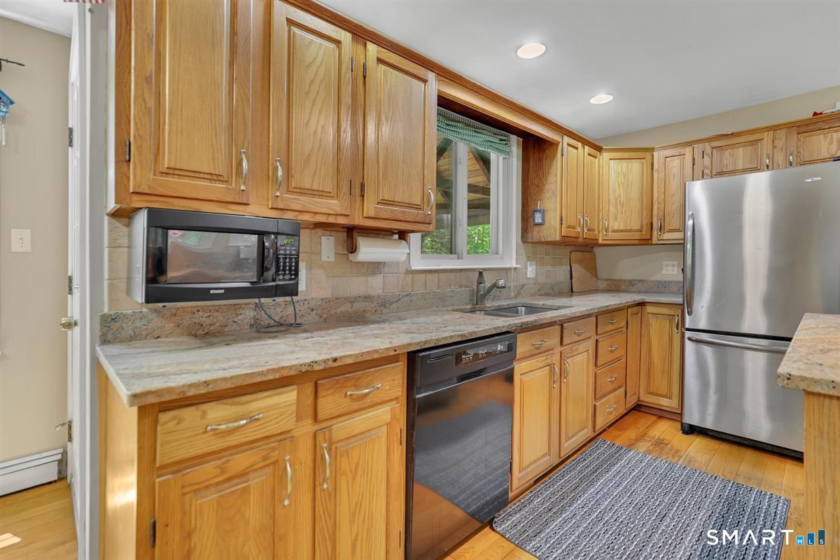55 Burr Road Haddam CT 06441