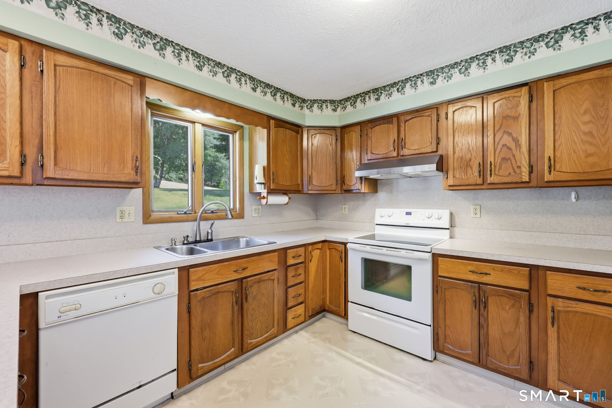 43 Pinnacle Road Ellington CT 06029