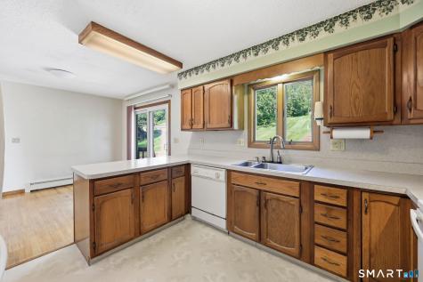 43 Pinnacle Road Ellington CT 06029