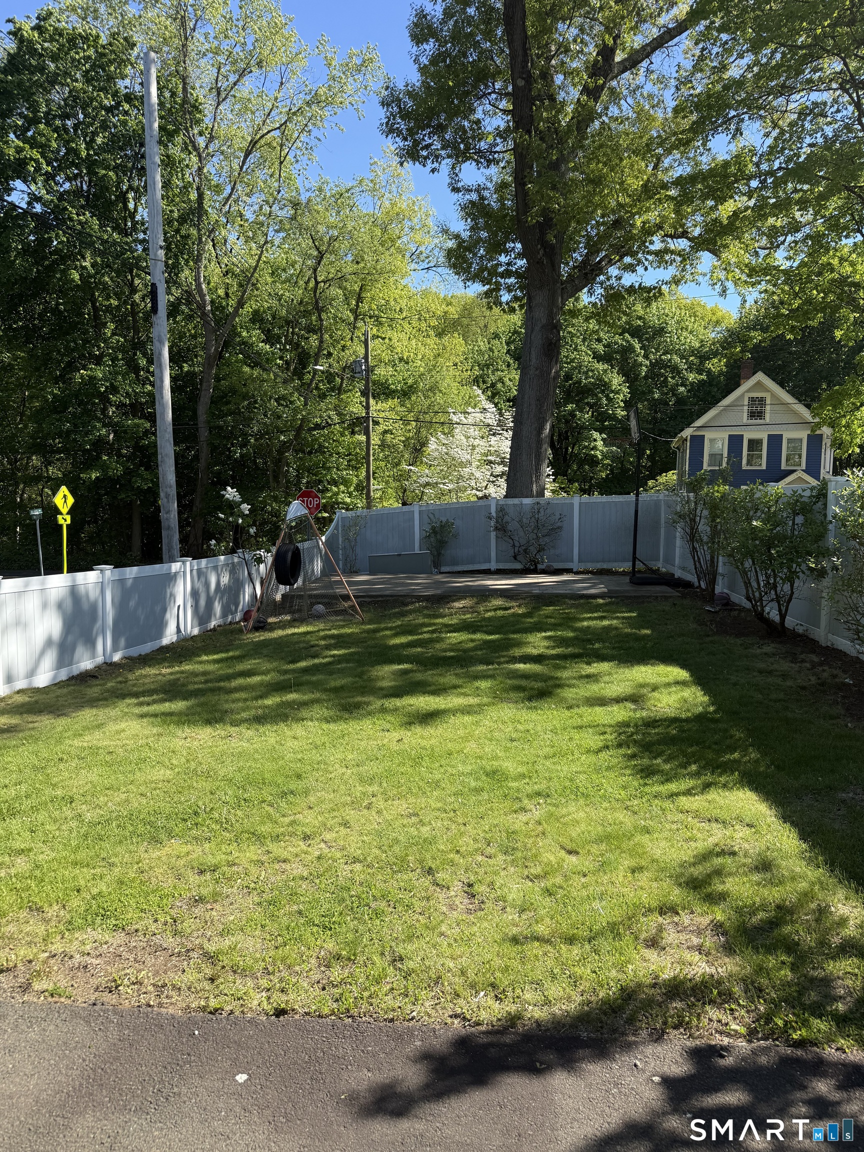 12 Bliss Avenue Hamden CT 06517