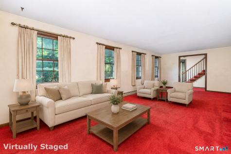 10 Horseshoe Drive East Granby CT 06026