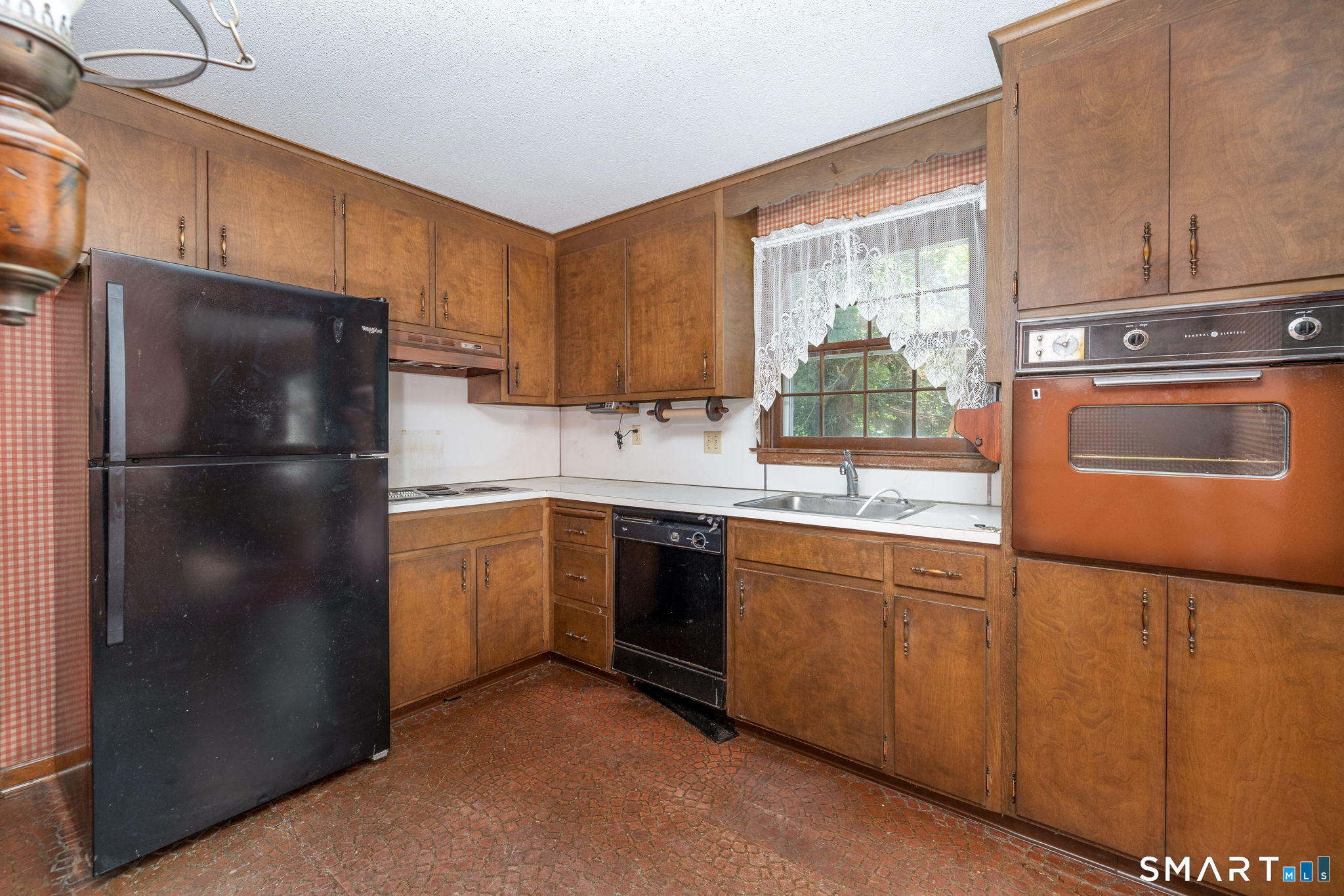 10 Horseshoe Drive East Granby CT 06026