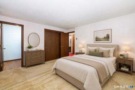 10 Horseshoe Drive East Granby CT 06026