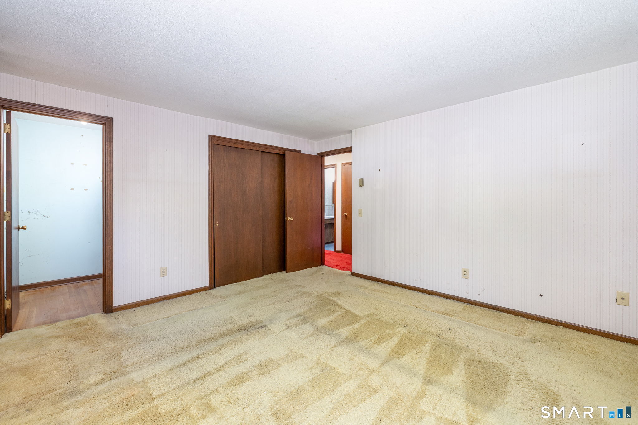 10 Horseshoe Drive East Granby CT 06026