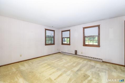 10 Horseshoe Drive East Granby CT 06026