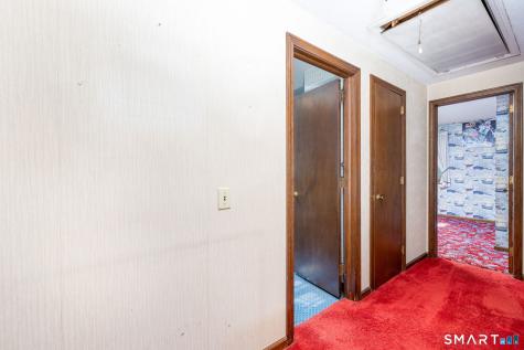10 Horseshoe Drive East Granby CT 06026