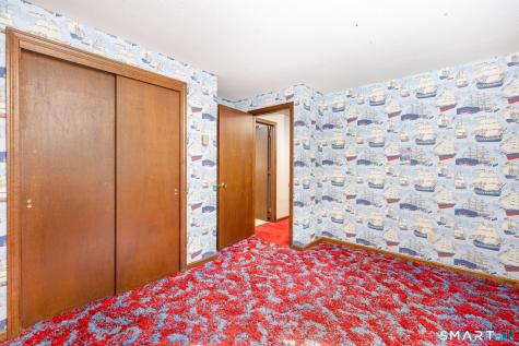 10 Horseshoe Drive East Granby CT 06026