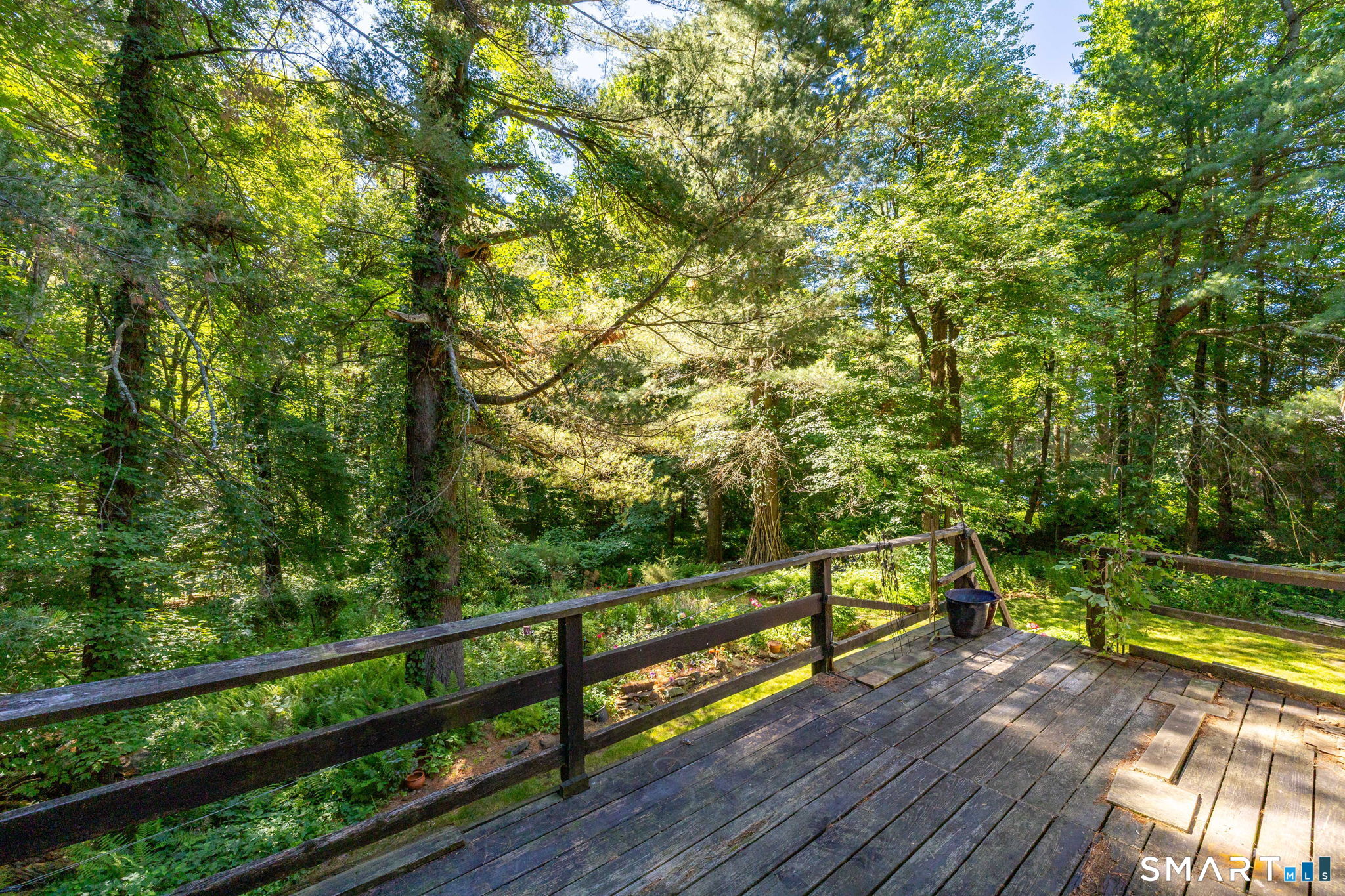 10 Horseshoe Drive East Granby CT 06026