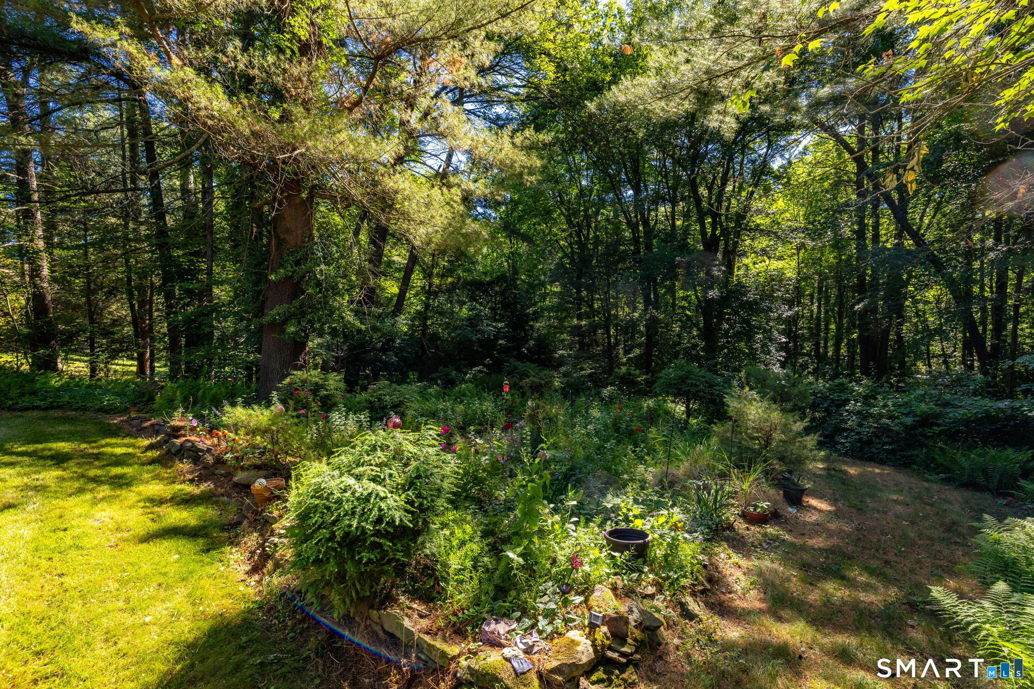 10 Horseshoe Drive East Granby CT 06026