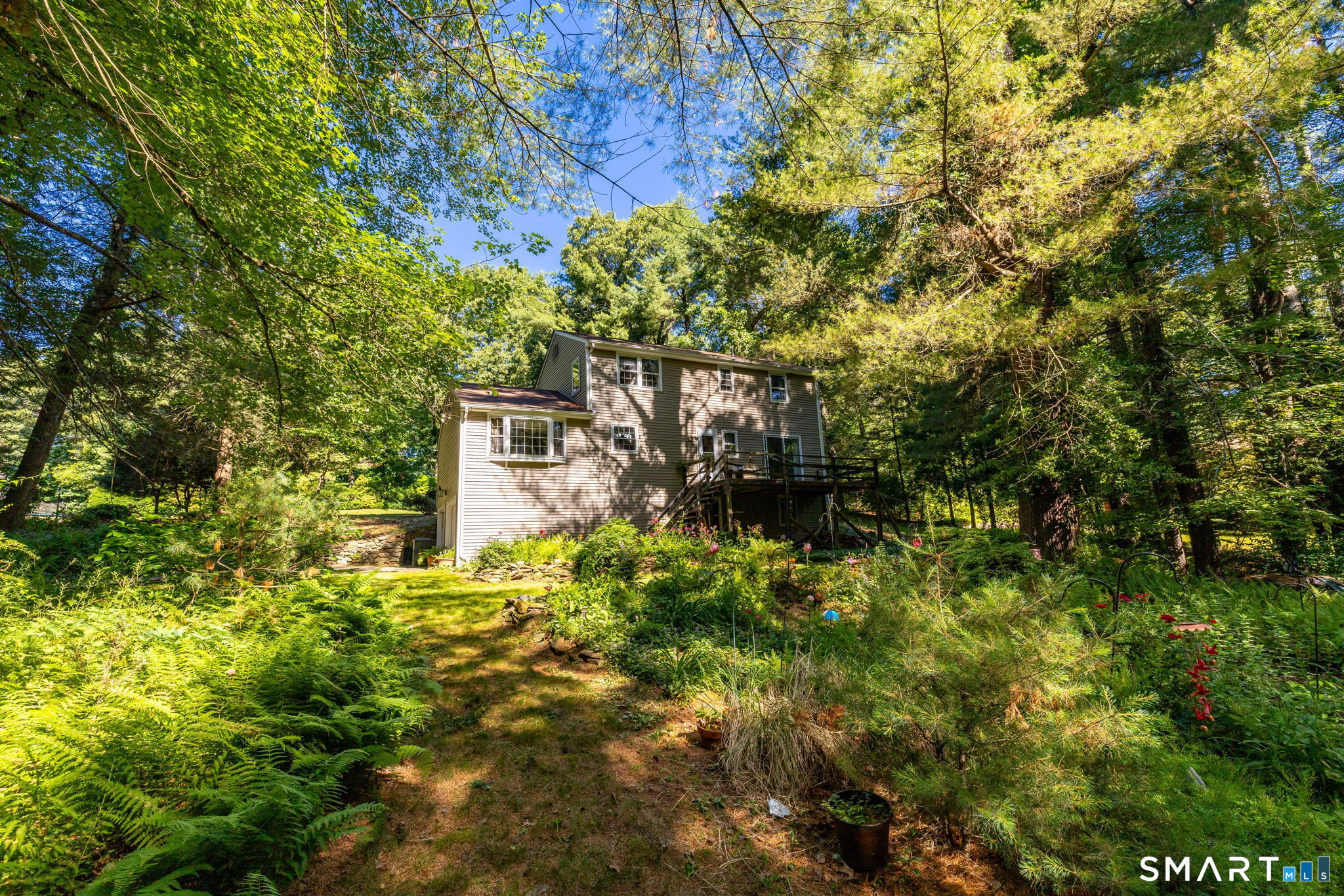 10 Horseshoe Drive East Granby CT 06026