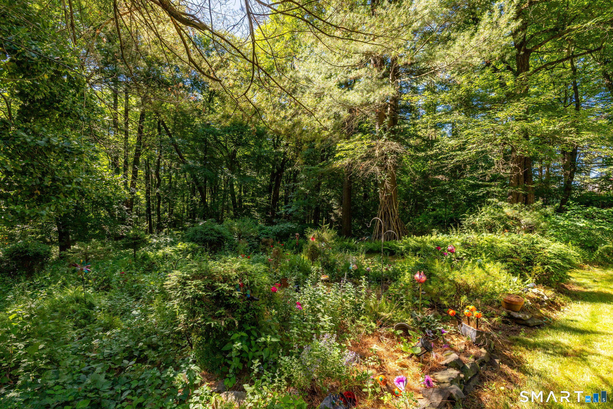 10 Horseshoe Drive East Granby CT 06026