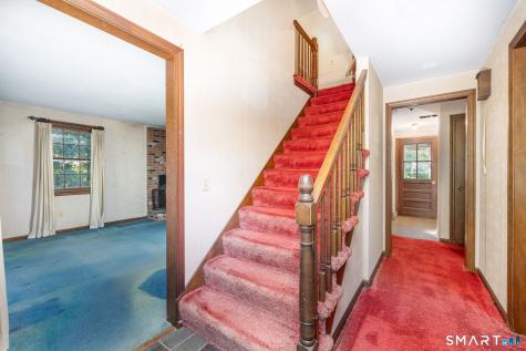 10 Horseshoe Drive East Granby CT 06026