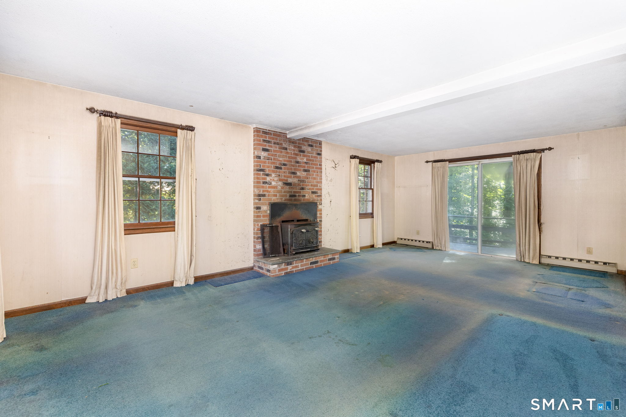 10 Horseshoe Drive East Granby CT 06026