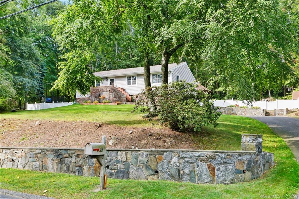 27 Silva Terrace Oxford CT 06478