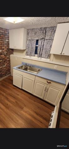 18 Allen Court Meriden CT 06451