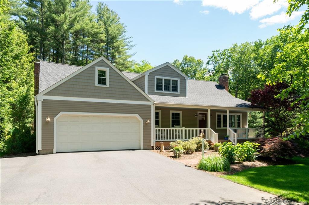 8 Heritage Lane Simsbury CT 06070