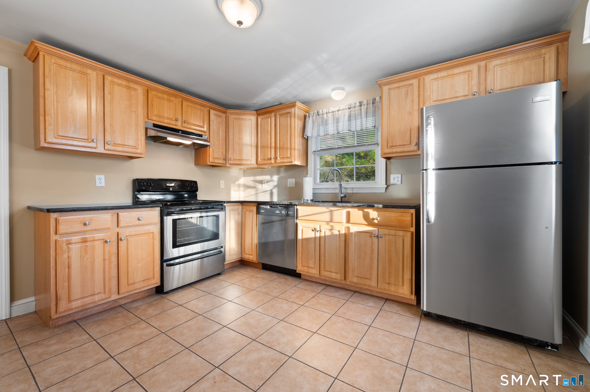 28 Lawndale Avenue Bristol CT 06010