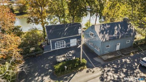17 East River Road Guilford CT 06437