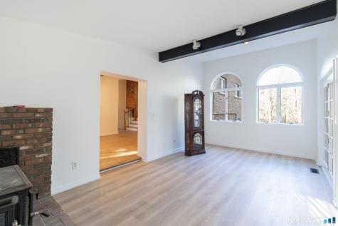 206 North Moodus Road East Hampton CT 06469