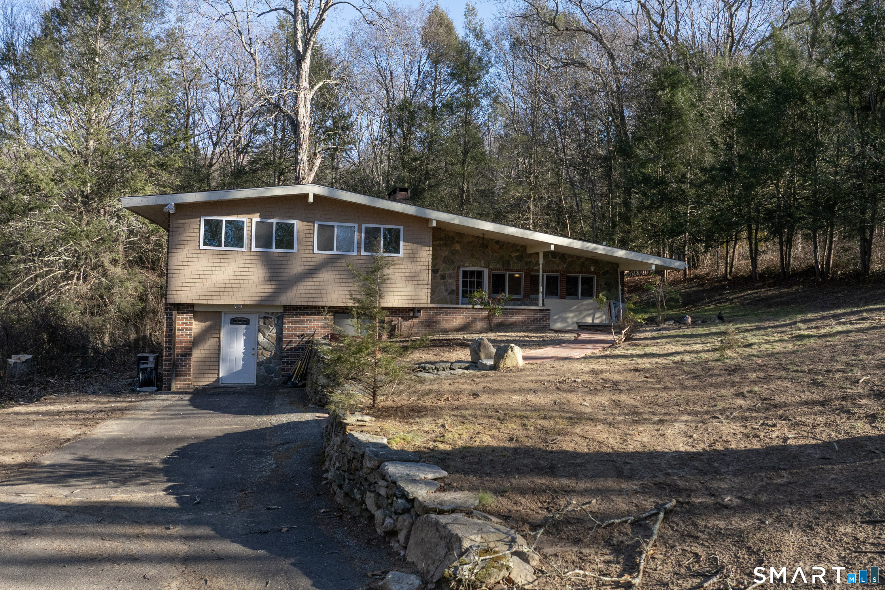 206 North Moodus Road East Hampton CT 06469