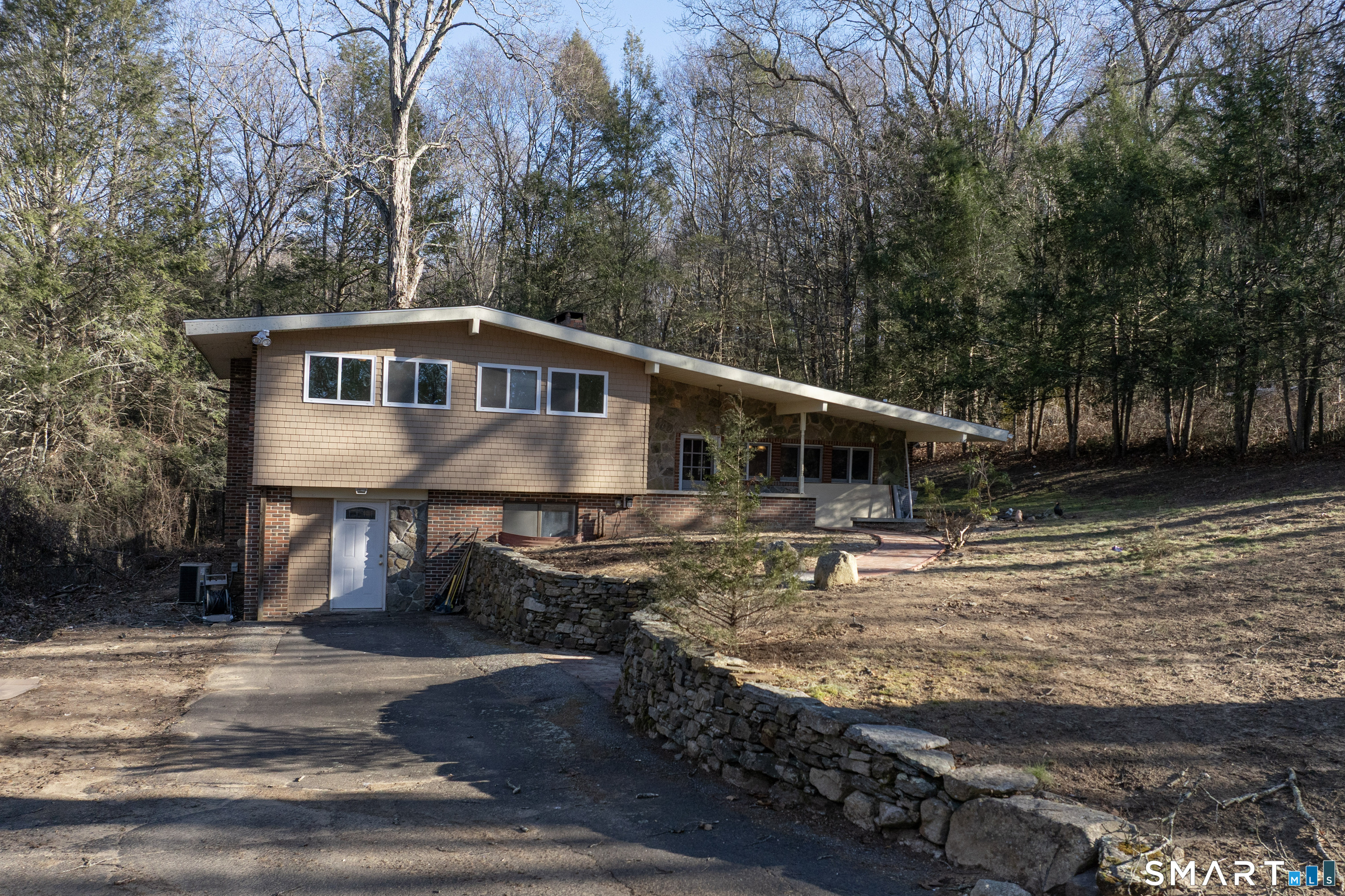 206 North Moodus Road East Hampton CT 06469