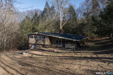 206 North Moodus Road East Hampton CT 06469