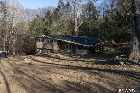 206 North Moodus Road East Hampton CT 06469