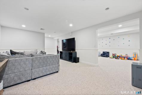 8 Windy Hill Road Redding CT 06896