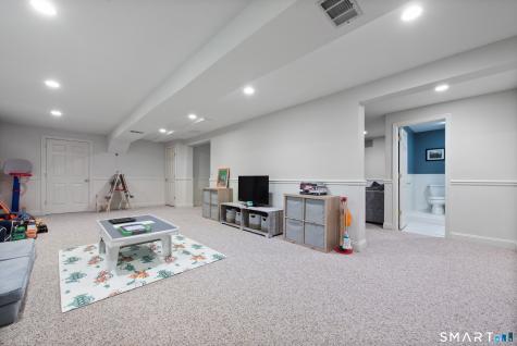 8 Windy Hill Road Redding CT 06896