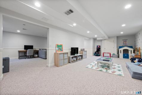8 Windy Hill Road Redding CT 06896