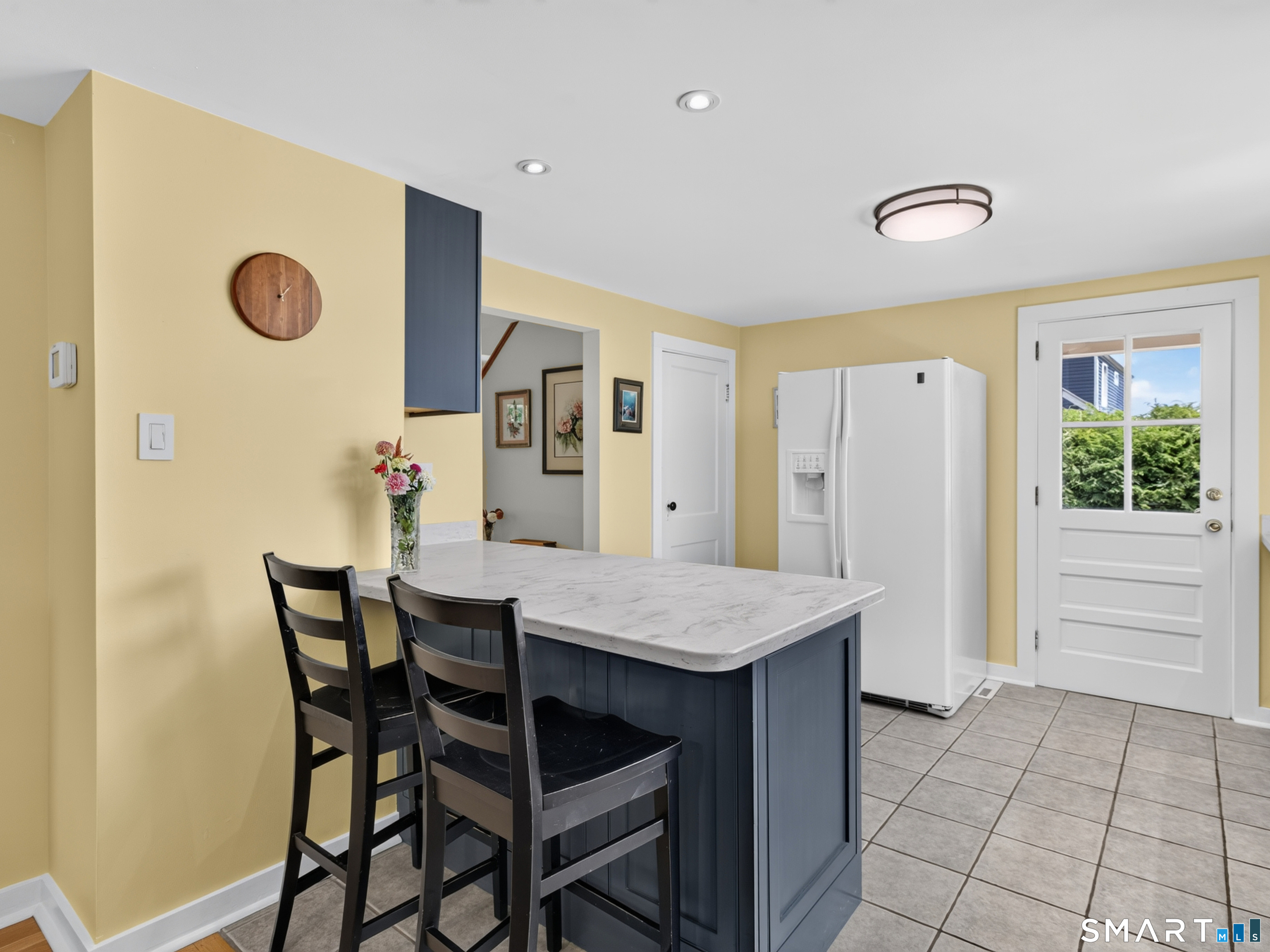 16 Quaker Lane Waterford CT 06375