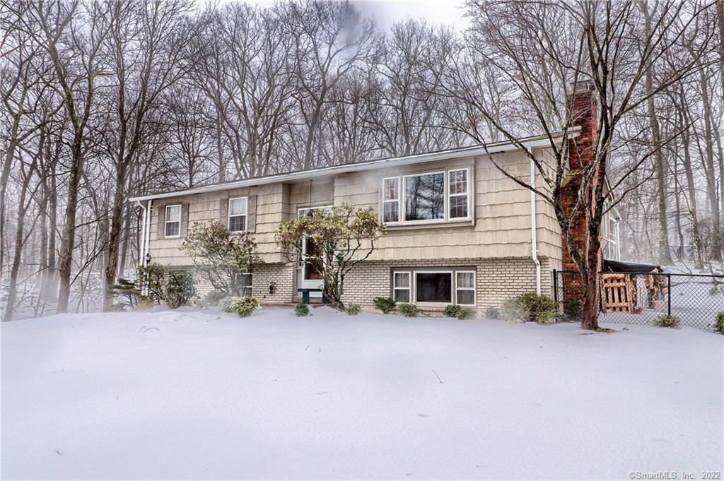 6 Daniska Drive Bethel CT 06801
