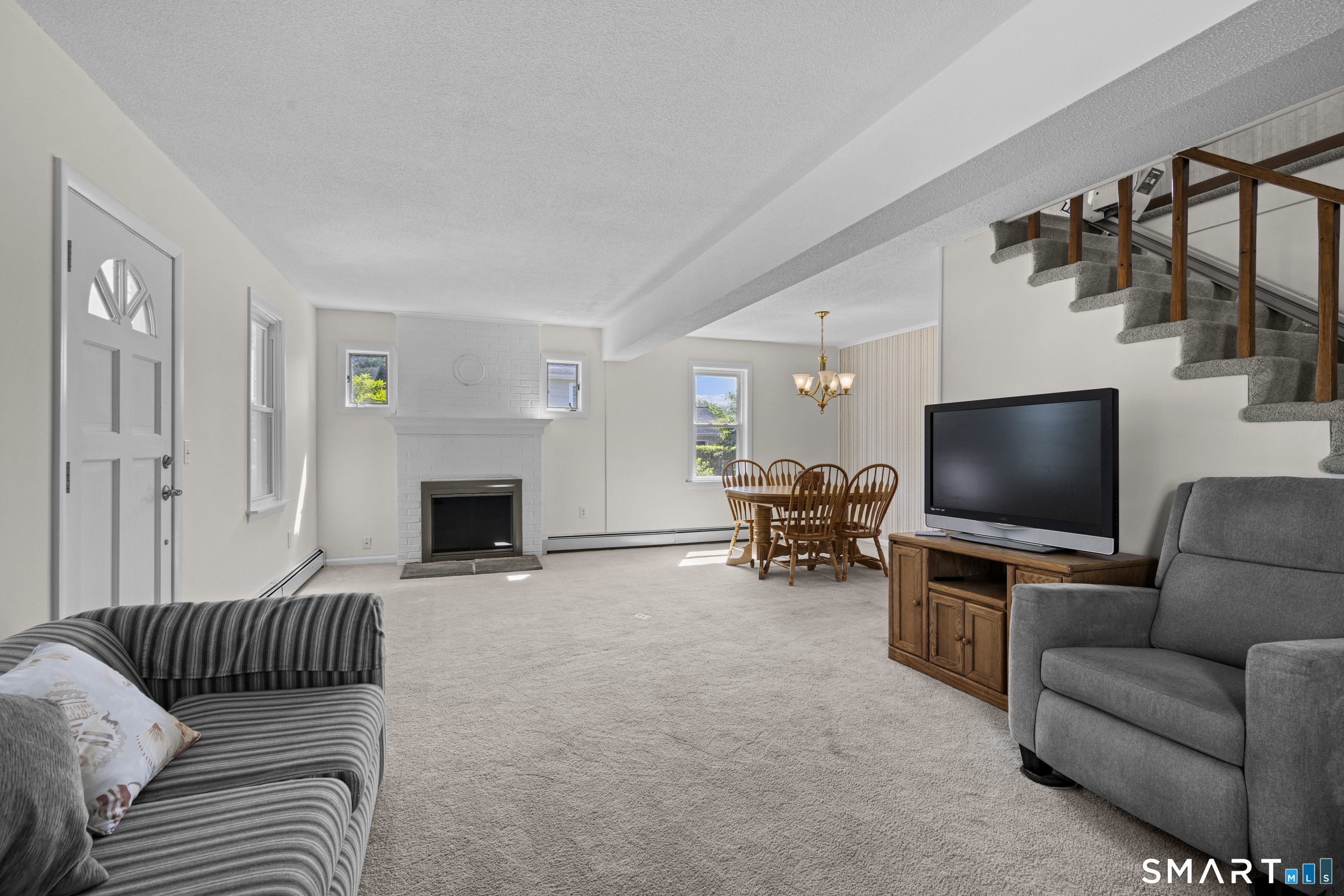 44 Sea View Avenue East Lyme CT 06357